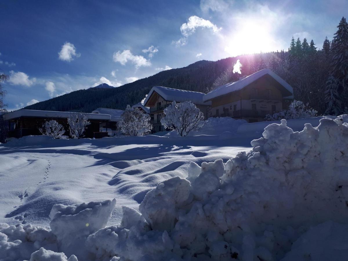 Ferienwohnungen Mitterer Weissensee Exterior photo